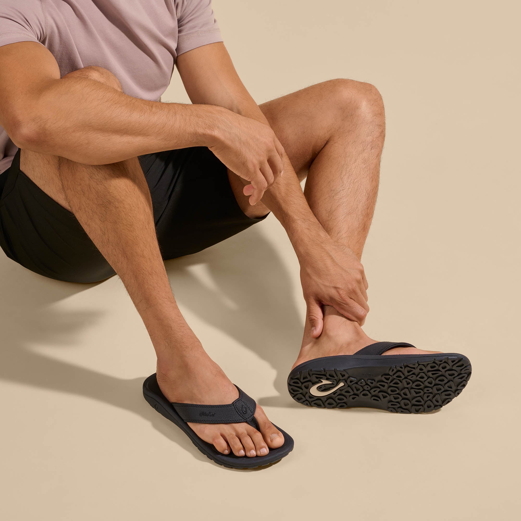 ‘Ohana - Black - Image 5
