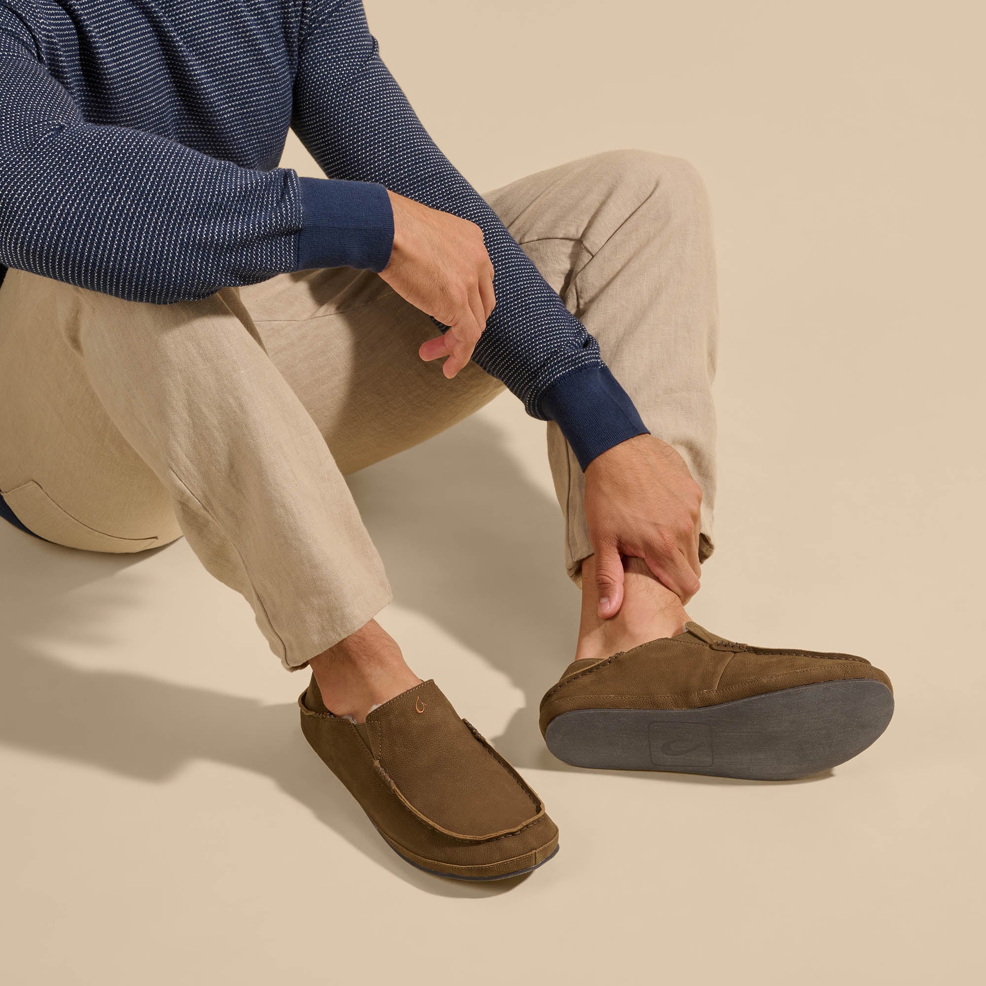 Moloā Slipper - Kona Coffee - Image 5