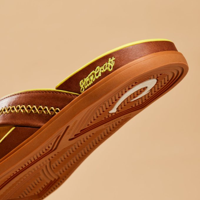 Shoreline  -  Brown Sugar / Yellow Hibiscus - Image 8