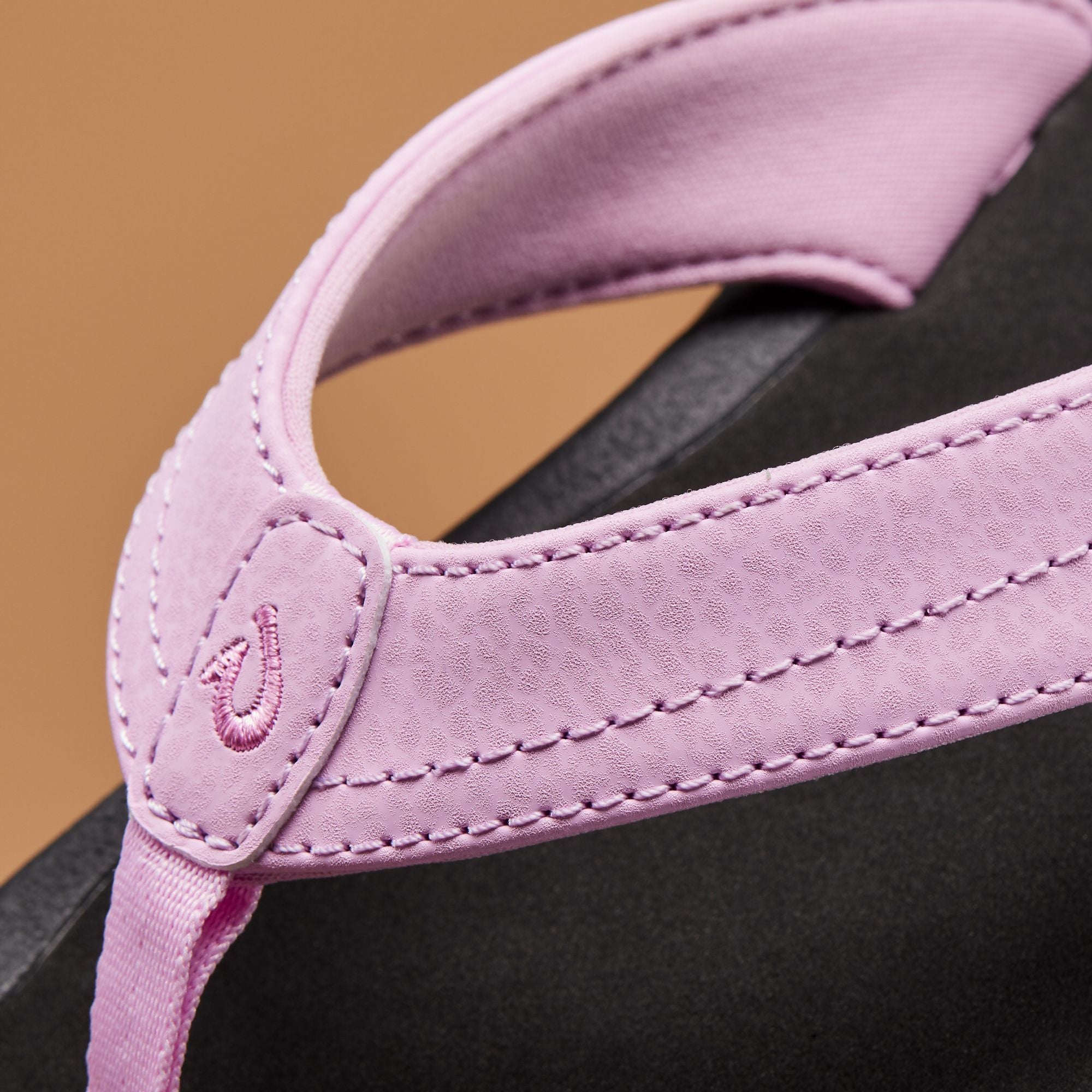 ‘Ohana - Paradise Pink / Lava Rock - Image 3