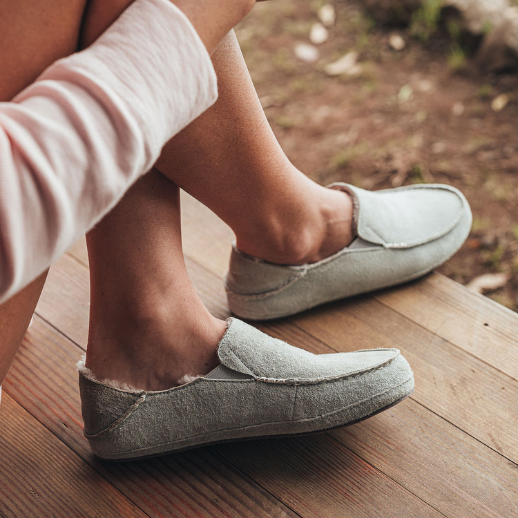 Olukai Nohea Slipper Women’s Soft Shearling Slippers