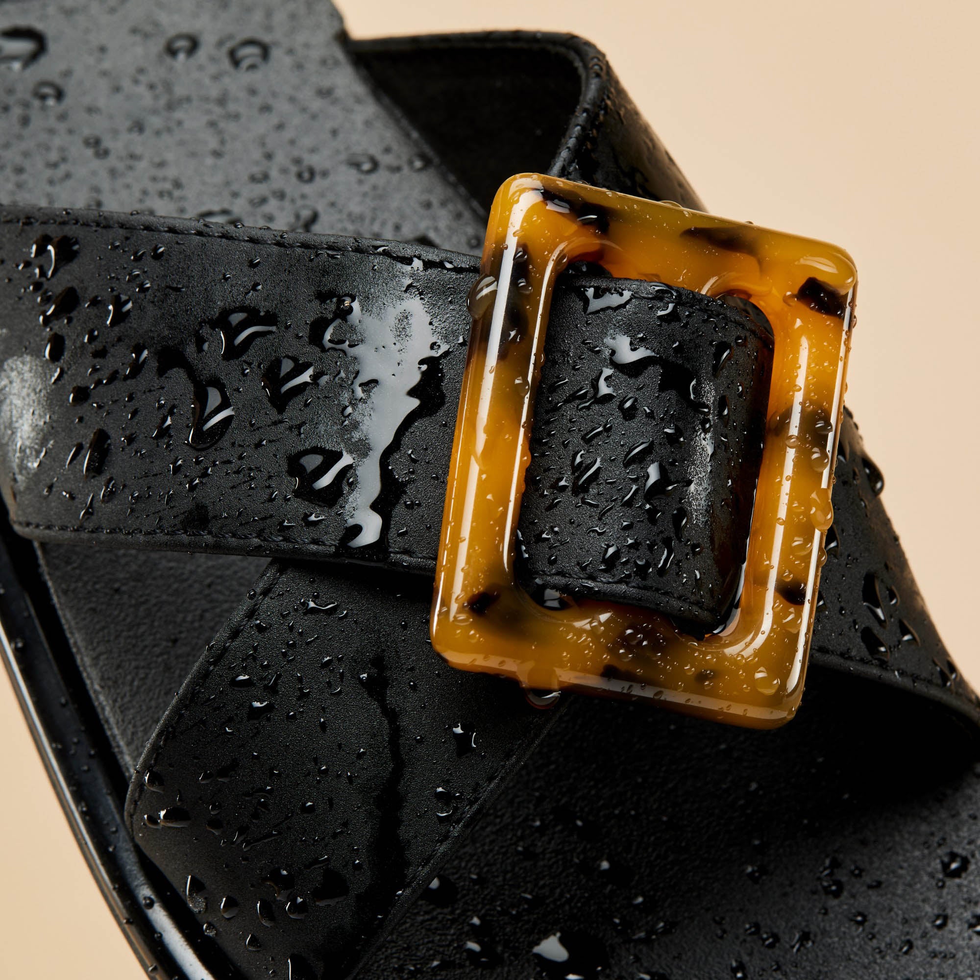La‘i Slide - Black - Image 3